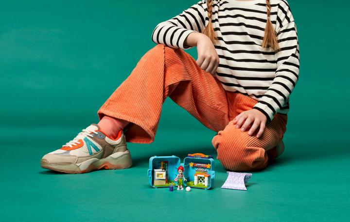 Actual product image LEGO Mia's Football Cube (41669, LEGO Friends)