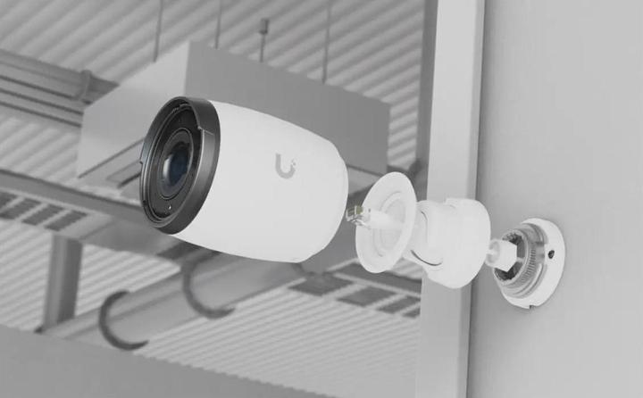 Produktbild Ubiquiti UVC-AI-PRO-WHITE -, AI Professional (3840 x 2160 Pixels)
