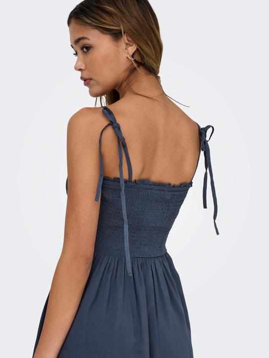 Produktbild Only Normal geschnitten Trapezausschnitt Kurzes Kleid Kleid (XL)