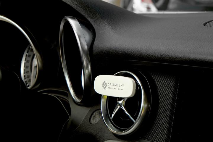 Immagine prodotto Salimbeni Profumo per auto Profumi Legno Antico Bianco