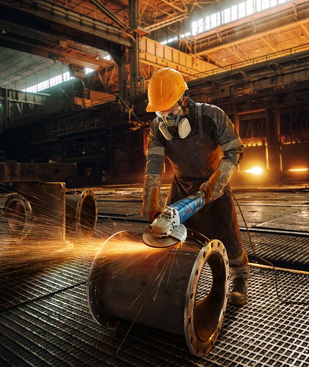 Produktbild Bosch Professional GWS 30-230 B (230 mm)