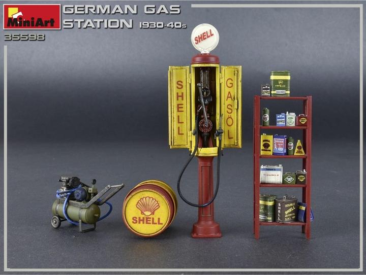 Actual product image Mini art German Gas Station 1930-40s