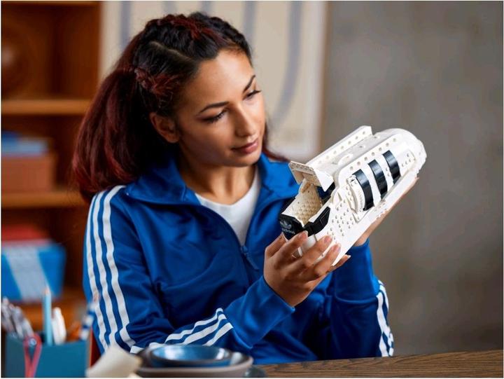 Image du produit LEGO Adidas Originals Superstar (10282, LEGO Icons)