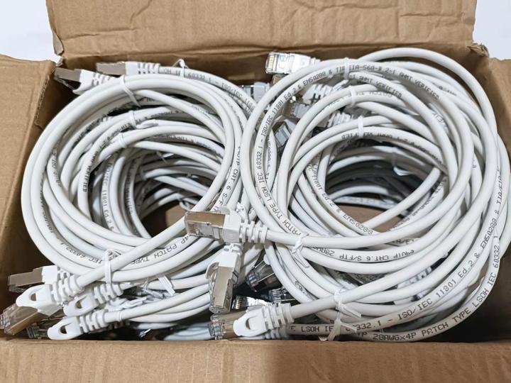 Image du produit equip Câble de raccordement (S/FTP, CAT6, 1 m)