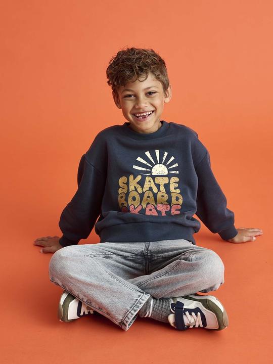 Actual product image Vertbaudet Jungen Sweatshirt mit grossem Skater-Motiv, Recycling-Polyester (86)