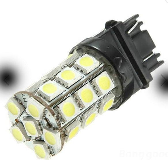 Actual product image Hermex 1x T25 P27W 3156 27 SMD LED ERROR FREE CANBUS OBC - XENON White