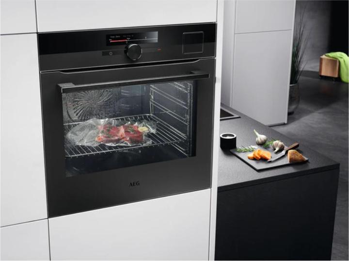 Actual product image AEG BSK999330T
