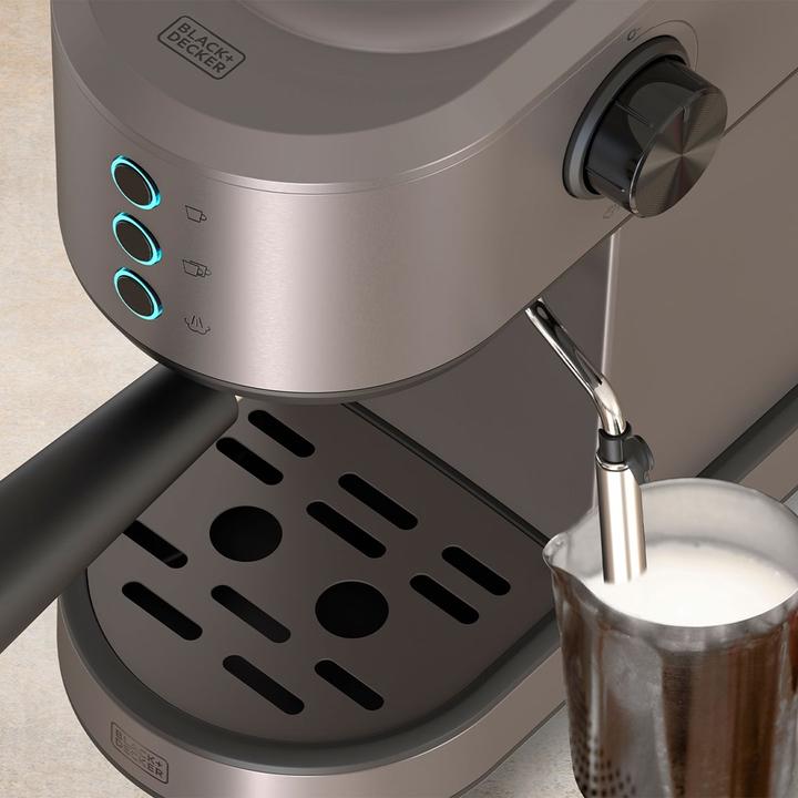 Actual product image Black & Decker Kolbowy ekspres do kawy Black+Decker BXCO1350E (EU plug)