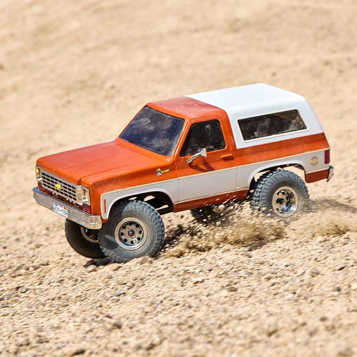 Produktbild FMS Chevrolet K5 Blazer 1:24 orange - RTR 2.4GHz (RTR Ready-to-Run)