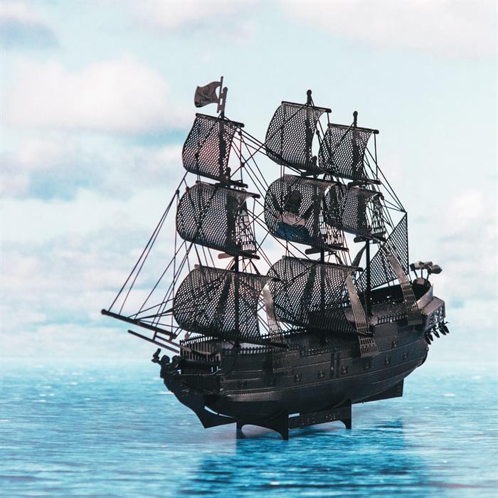 Immagine prodotto Metal Earth Iconx Black Pearl - Versione nera