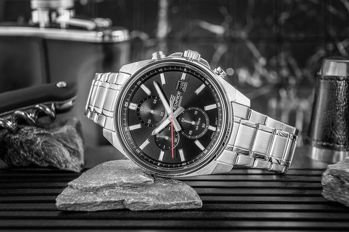 Produktbild Casio Edifice (Sportuhr, 44 mm)