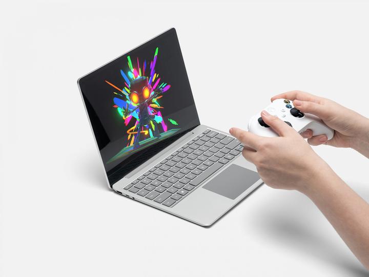 Immagine prodotto Microsoft Surface Laptop Go 2 (12.40", Intel Core i5-1135G7, 8 GB, 256 GB)