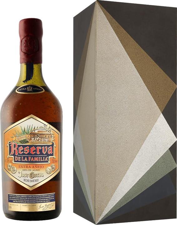 Immagine prodotto Jose Cuervo Tequila Reserva de la Familia 2017 (1 x 70 cl)