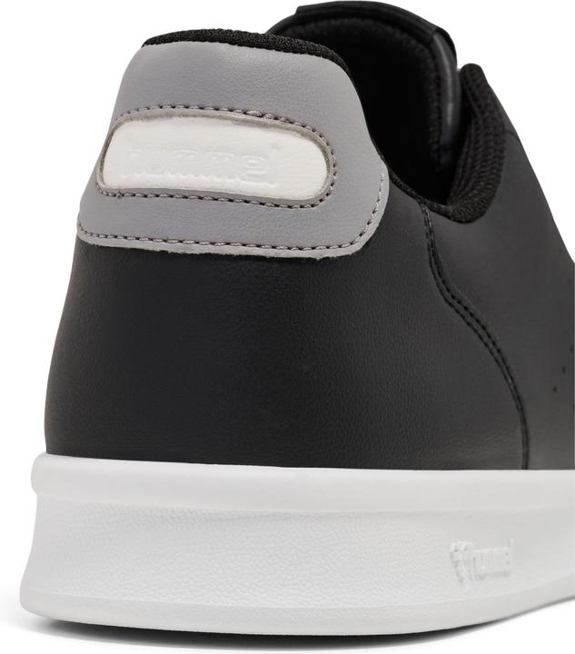 Actual product image hummel Court Line (40)