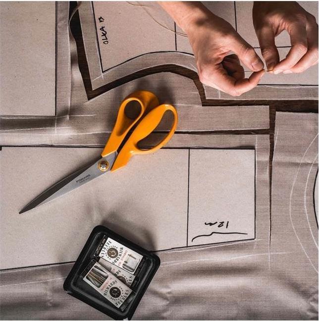 Produktbild Fiskars Professioneller Schneider (27 cm)
