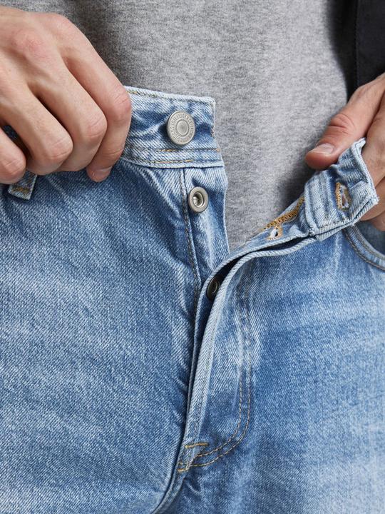 Actual product image Jack & Jones Chris Original CJ 920 Loose Fit Jeans (36)