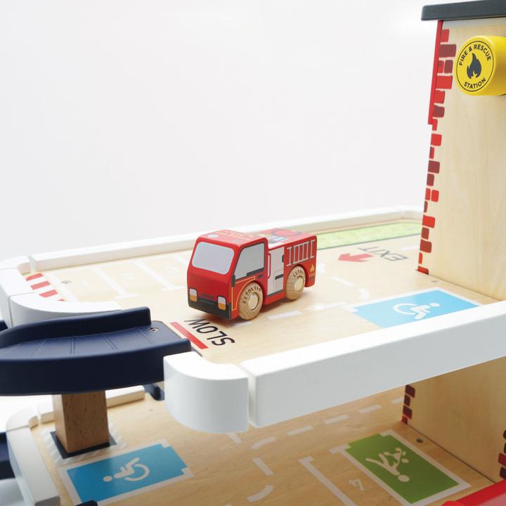 Actual product image Le Toy Van Fire and rescue station