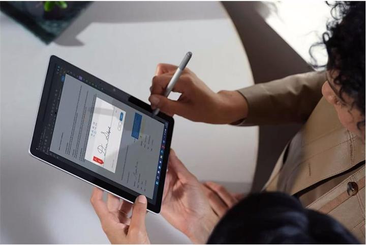 Actual product image Microsoft Surface Go 4 for business (10.50", Intel N200, 8 GB, 64 GB, Without keyboard layout)