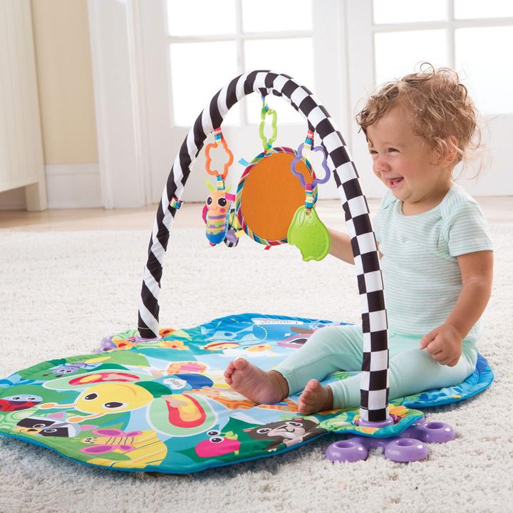 Produktbild Tomy Lamaze Freddie das Leuchtkäfer-Spiel