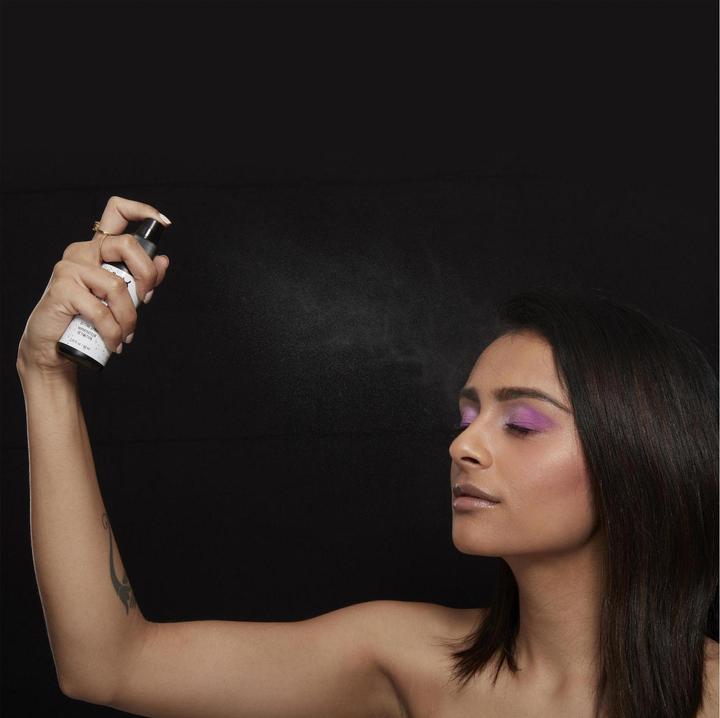 Image du produit NYX Professional Make-Up Setting Spray Dewy (2 Translucide)