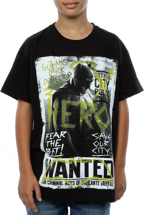 Actual product image Boys Batman v Superman Wanted Poster T-Shirt (140, 146)