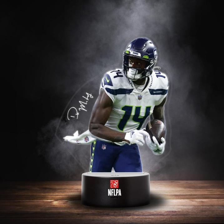 Actual product image NFL Seattle Seahawks LED light player "METCALF"