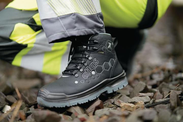 Actual product image Atlas Safety shoe XT 500 GTX - S3 - W10 - GR.42 (S3, 42)