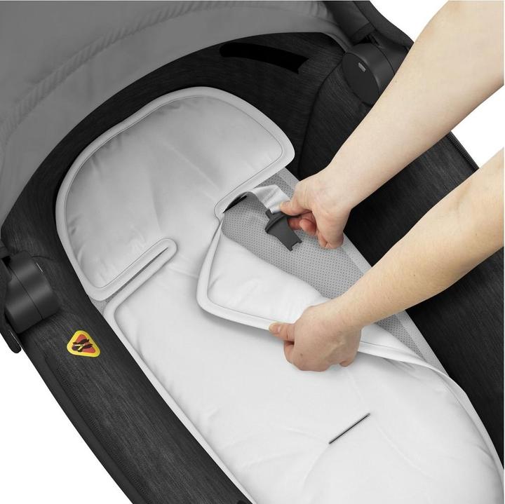 Produktbild Maxi-Cosi Jade Essential Black (Black Rim)