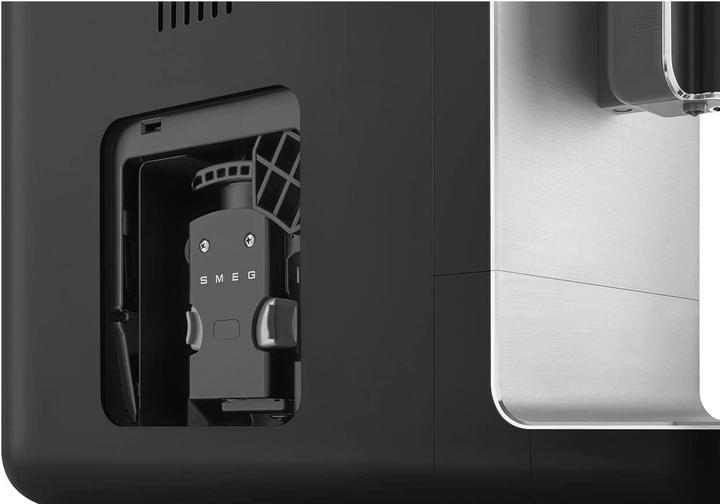 Actual product image Smeg BCC02BLMEU (EU plug)