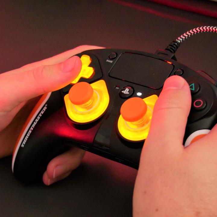Produktbild Thrustmaster AddOn Gamepad Thrustm. eswap X LED ORANGE CRYSTAL P.XBO/PC (Xbox One S, PC, Xbox One X, Xbox Series S, Xbox Series X)