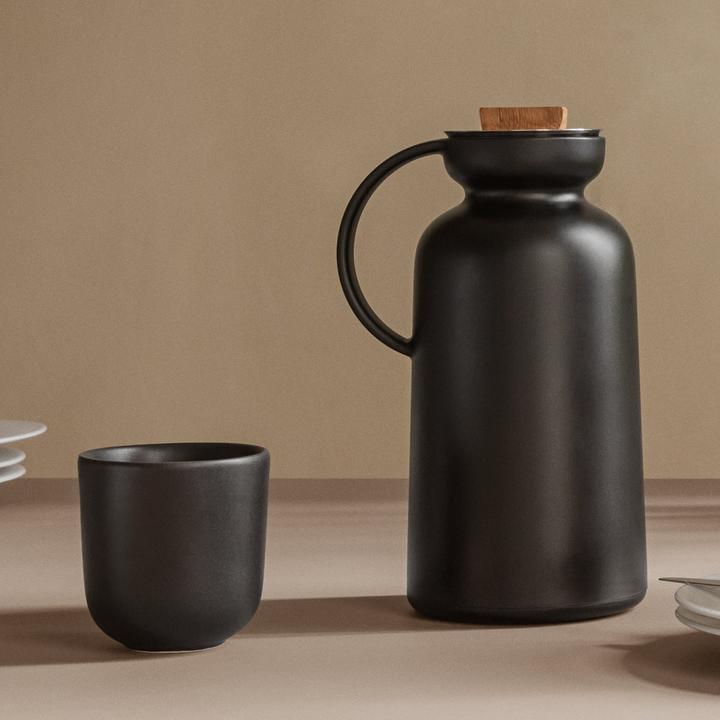 Actual product image Eva Solo Thermos Silouhette 1000 ml, Black (1 l)