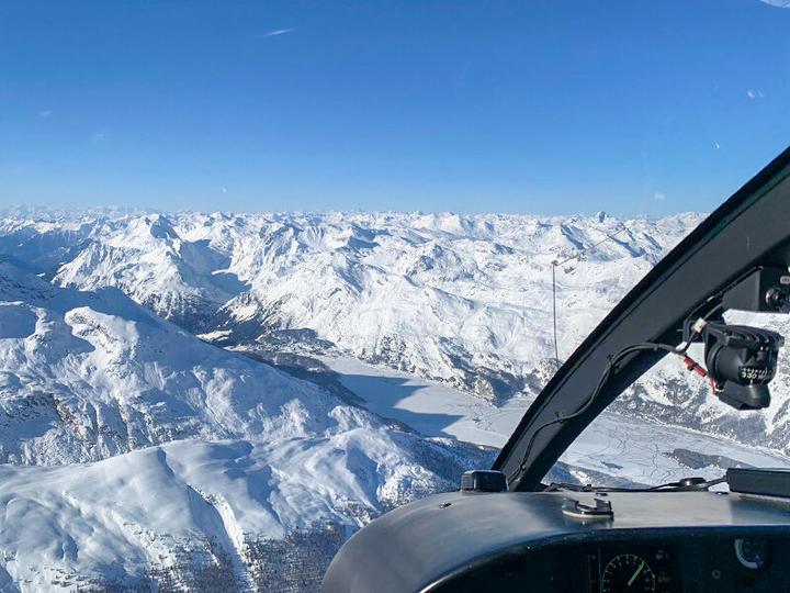 Produktbild Smartbox Hubschrauberflug Cabri G2: 40 Min. grosse Emotionen ab Lodrino (1 Pers.)