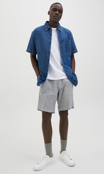 Actual product image Jack & Jones Tapered Fit Shorts Shorts (XS)