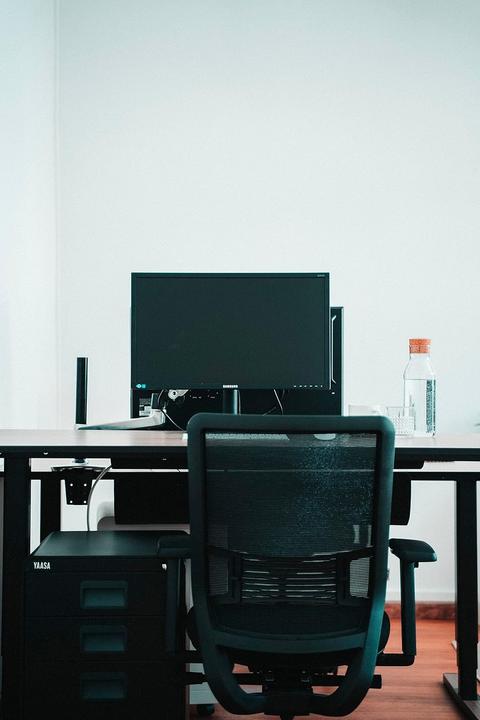 Produktbild Yaasa Chair Classic - Schwarz