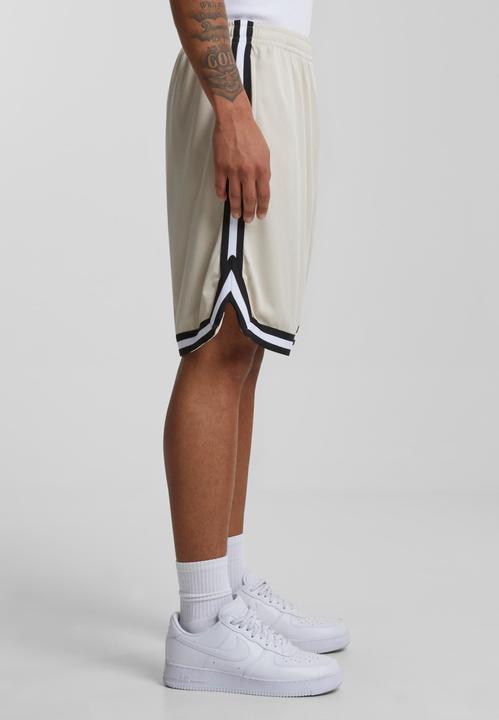 Produktbild Urban Classics Stripes Mesh Shorts - 4968 (XL)