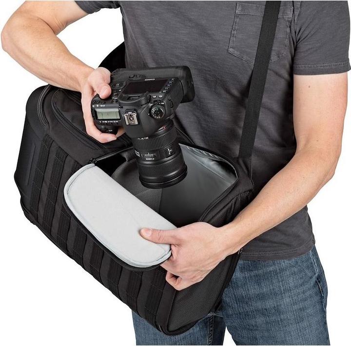 Actual product image Lowepro ProTactic BP 450 AW Green Line (Photo backpack, 25 l)