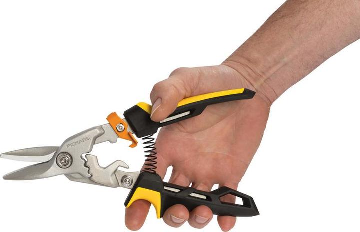 Actual product image Fiskars PowerGear Aviation tin snips, straight cut