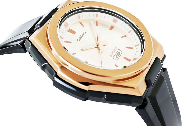 Image du produit Casio Collection Femmes (Montre de sport, 42 mm)