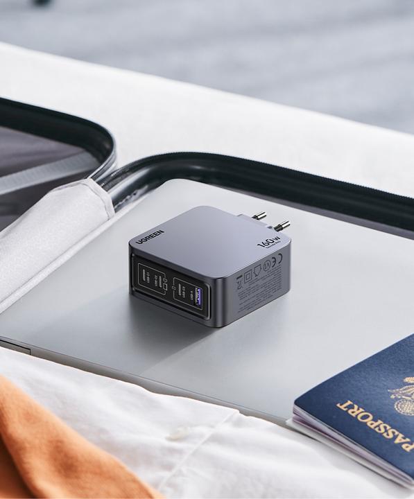 Actual product image Ugreen Nexode Pro (160 W)