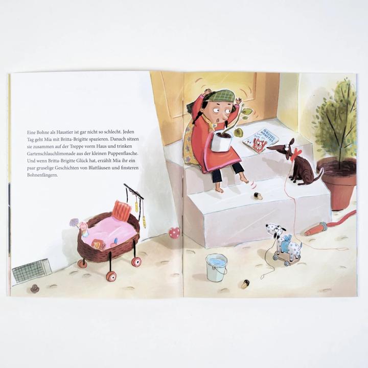 Actual product image Mias Bohne (German, Astrid Henn, Stephanie cutter, 2023)