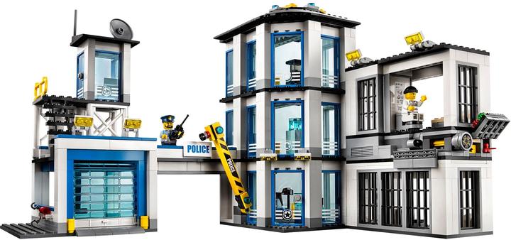 Actual product image LEGO Police station (60141, LEGO City)