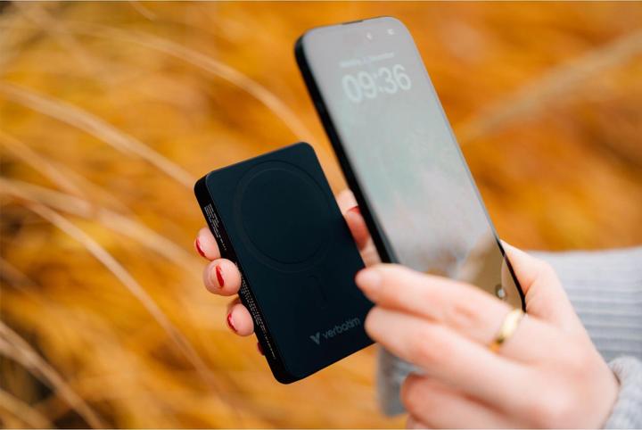 Immagine prodotto Verbatim Charge 'n' Go Essentials Power Bank Magnetic Wireless 10000mAh Black (10000 mAh, 20 W, 37 Wh)
