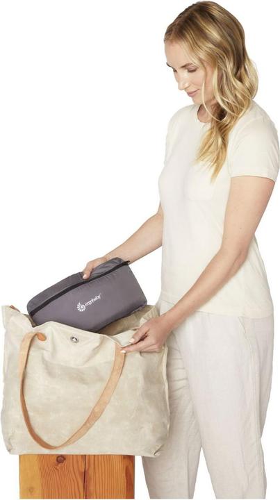 Actual product image Ergobaby Carrier Away