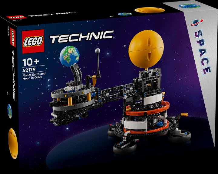 Actual product image LEGO Sun Earth Moon Model (42179, LEGO Technic)