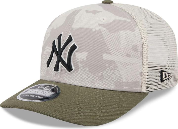 New Era 9Seventy Trucker Cap - Armed Forces New York Yankees