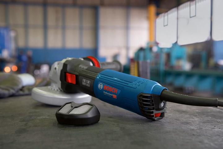 Actual product image Bosch Professional Angle grinder with X-LOCK GWX 17-125 S (125 mm)