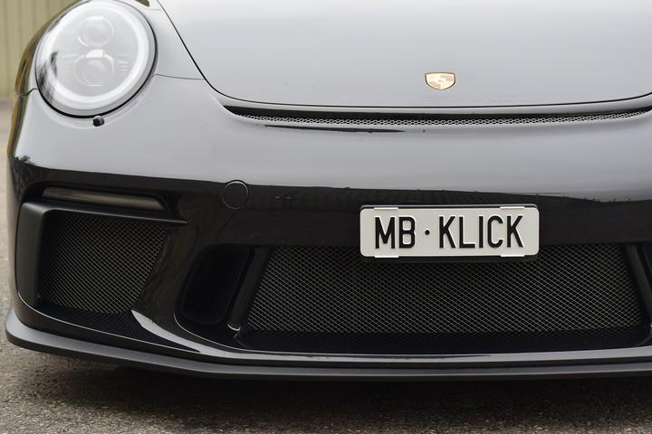 Produktbild MB KLICK Rahmenlose Kennzeichenhalter schwarz (Front + Heck, Langformat)