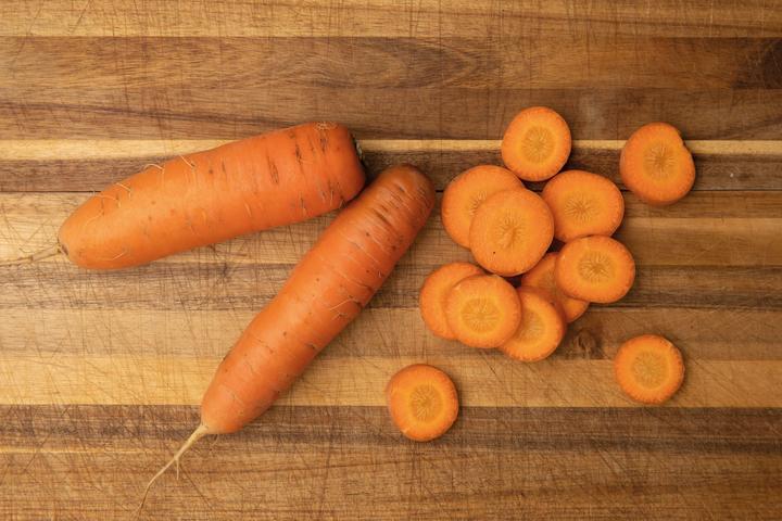Actual product image Zollinger Bio Carrots, Nantaise 2 (storage carrots) (Seedlings)