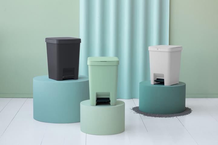 Actual product image Brabantia StepUp Bin (25 l)