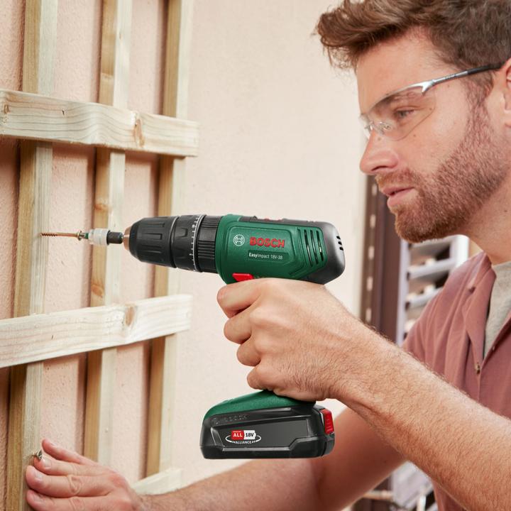 Productafbeelding Bosch Home & Garden EasyImpact 18V-38 accuboormachine, 1 x PBA 18V 2.0Ah accu, draagtas (Oplaadbare batterij)